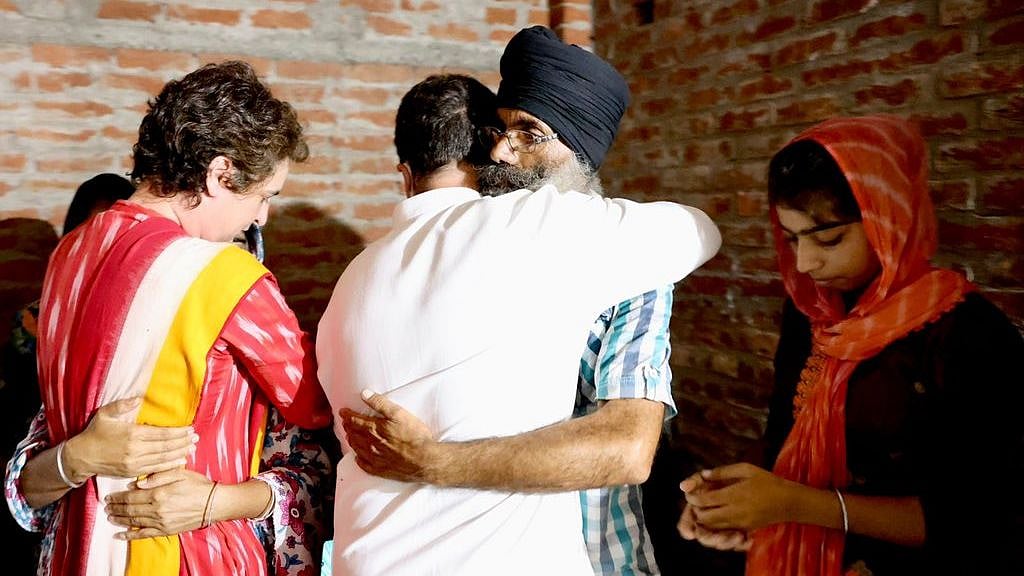 <div class="paragraphs"><p>Live updates: Rahul Gandhi-led Congress delegation, along with Priyanka Gandhi, meets families of slain farmers in Lakhimpur.</p></div>