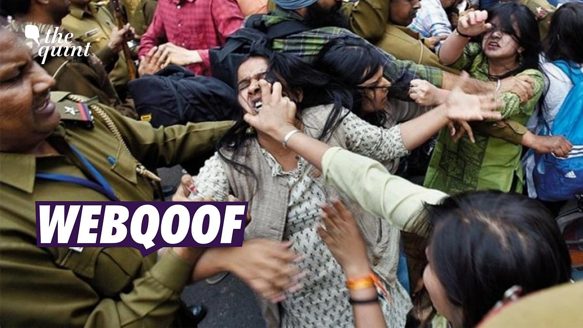 <div class="paragraphs"><p>The 2017 photo shows clashes between members of the ABVP, AISA, DU students and Delhi Police.</p></div>