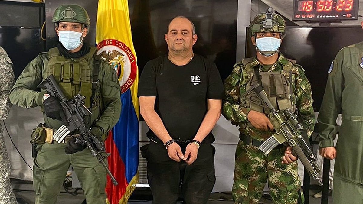 <div class="paragraphs"><p>Colombian drug lord Dairo Antonio Usuga captured by the army. </p></div>
