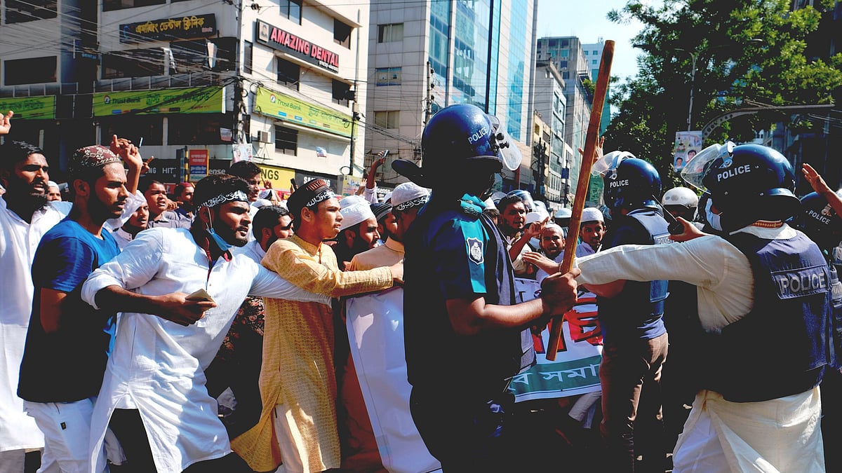 <div class="paragraphs"><p>Unrest erupted in Bangladesh on Wednesday, 13 October, after an alleged incident of the desecration of the Quran at a Durga Puja pavilion in Cumilla.</p></div>