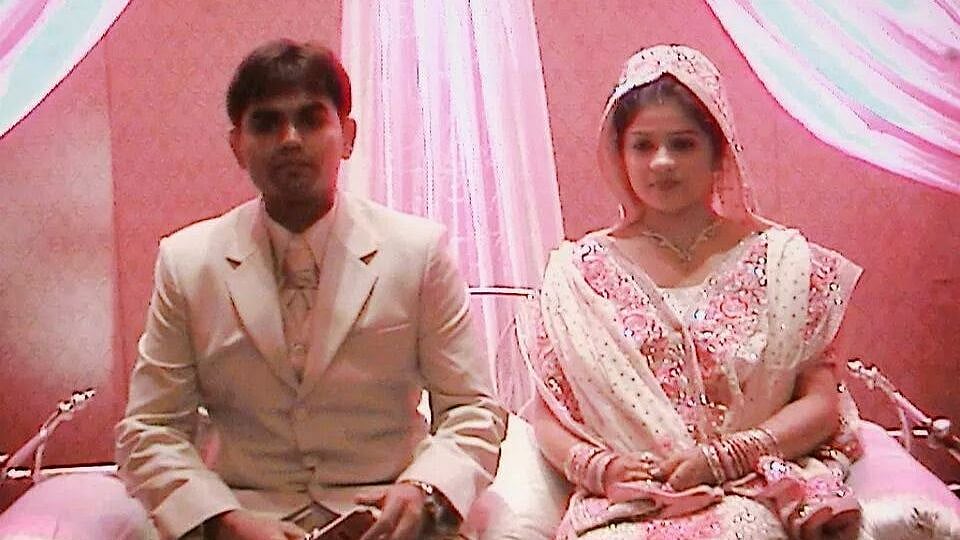 <div class="paragraphs"><p>Photo shared by Maharashtra Minister Nawab Malik claiming to be of Sameer Wankhede's first marriage.&nbsp;</p></div>