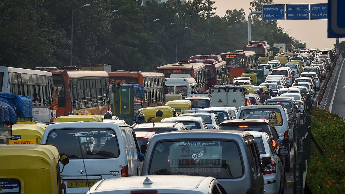 <div class="paragraphs"><p>From 1997 to 2007, one million people <a href="https://www.thequint.com/news/india/india-road-safety-2015-recorded-highest-number-of-fatalities-tamil-nadu-maharashtra-save-life-foundation">in India had died in road accidents</a>. Photo for representation.</p></div>