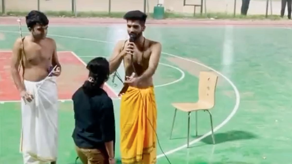 <div class="paragraphs"><p>The skit shows students performing Ramayana in the form of a slapstick comedy at the AIIMS hostel premises on the occasion of Dussehra.</p></div>