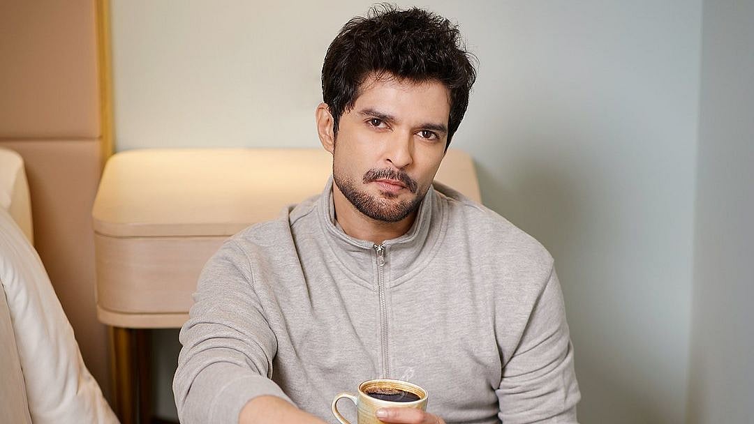 <div class="paragraphs"><p><em>Bigg Boss 15&nbsp;</em>contestant Raqesh Bapat hospitalised.</p></div>