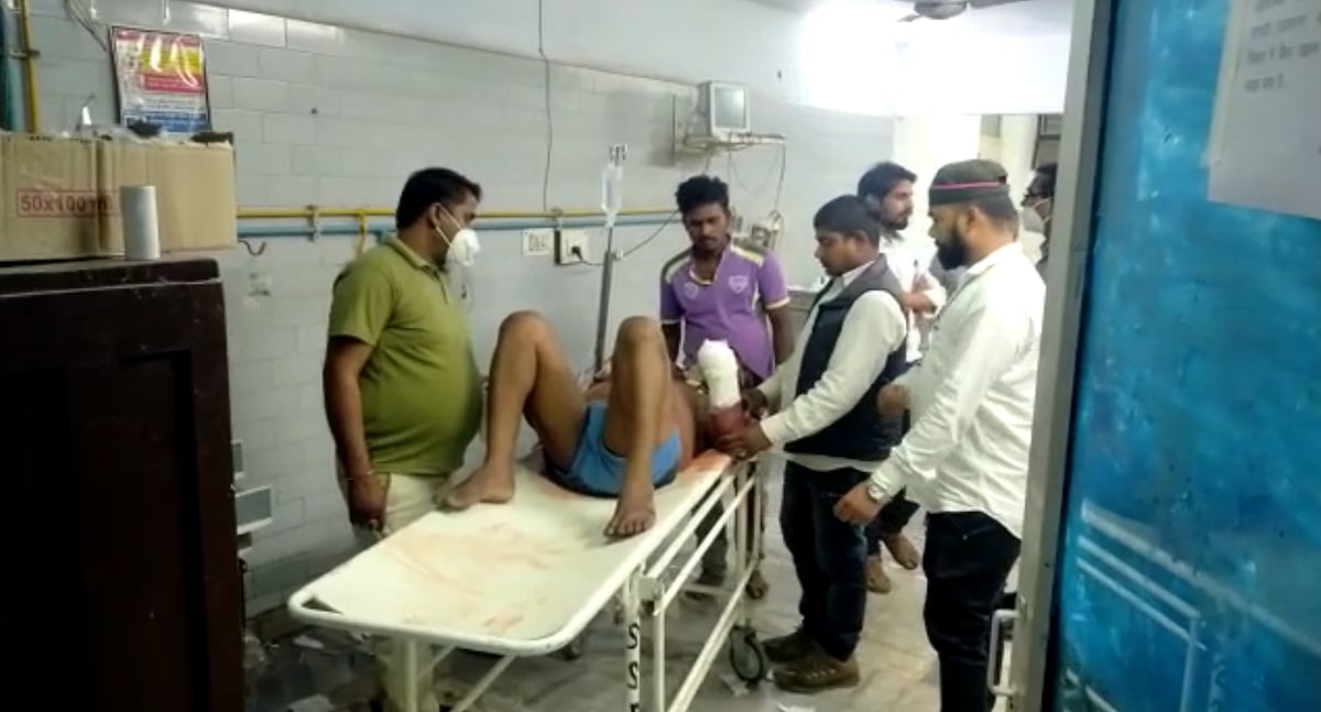 <div class="paragraphs"><p>In a shocking incident from Madhya Pradesh’s Rewa district, a labourer’s hand was cut off by his employer when he demanded his wages, on Sunday, 21 November.</p></div>