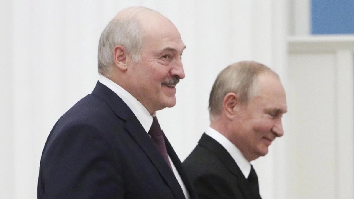 <div class="paragraphs"><p>President of Belarus Alexander Lukashenko and President of Russia Vladimir Putin. </p></div>