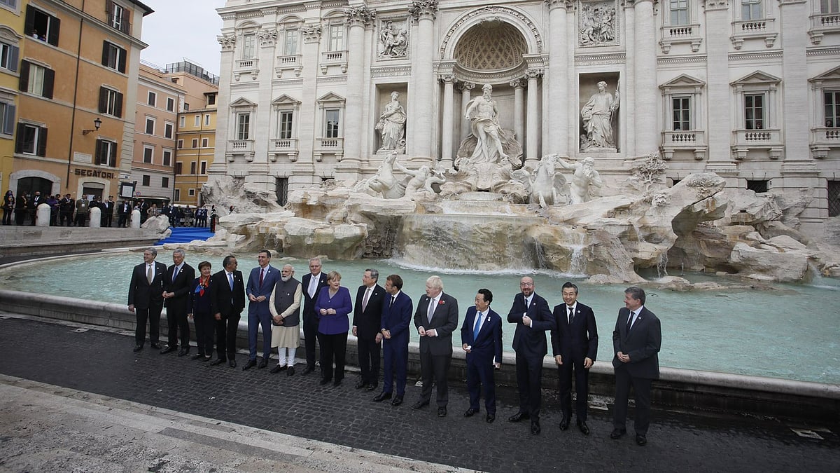 <div class="paragraphs"><p>The G20 leaders pose for a photo in Rome.</p></div>