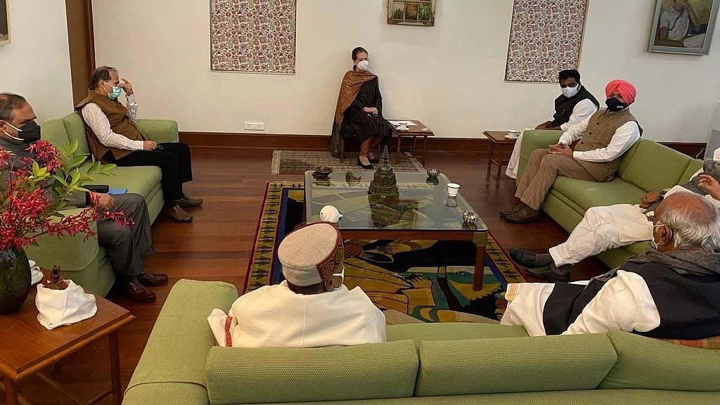 <div class="paragraphs"><p>Ahead of the Winter Session of the Parliament, the Congress's Parliament strategy panel met at Sonia Gandhi's Delhi residence on Thursday, 25 November.</p></div>