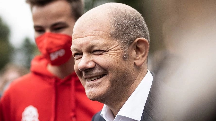 <div class="paragraphs"><p>Olaf Scholz </p></div>
