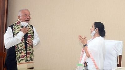 <div class="paragraphs"><p>Former Goa CM Luizinho Faleiro with West Bengal Chief Minister Mamata Banerjee. Image for representational purposes.</p></div>