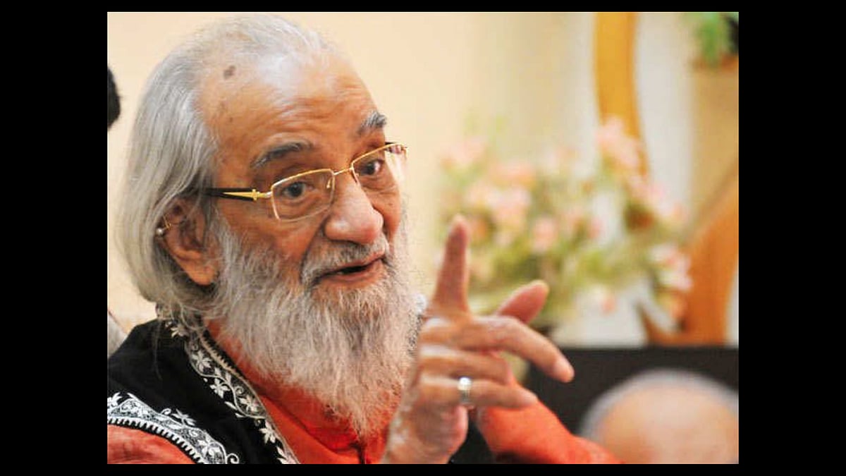 <div class="paragraphs"><p>Noted historian, theatre personality and Padma Vibhushan awardee Balwant Moreshwar Purandare, widely known as Babasaheb Purandare, passed away on Monday, 15 November in Pune.</p></div>
