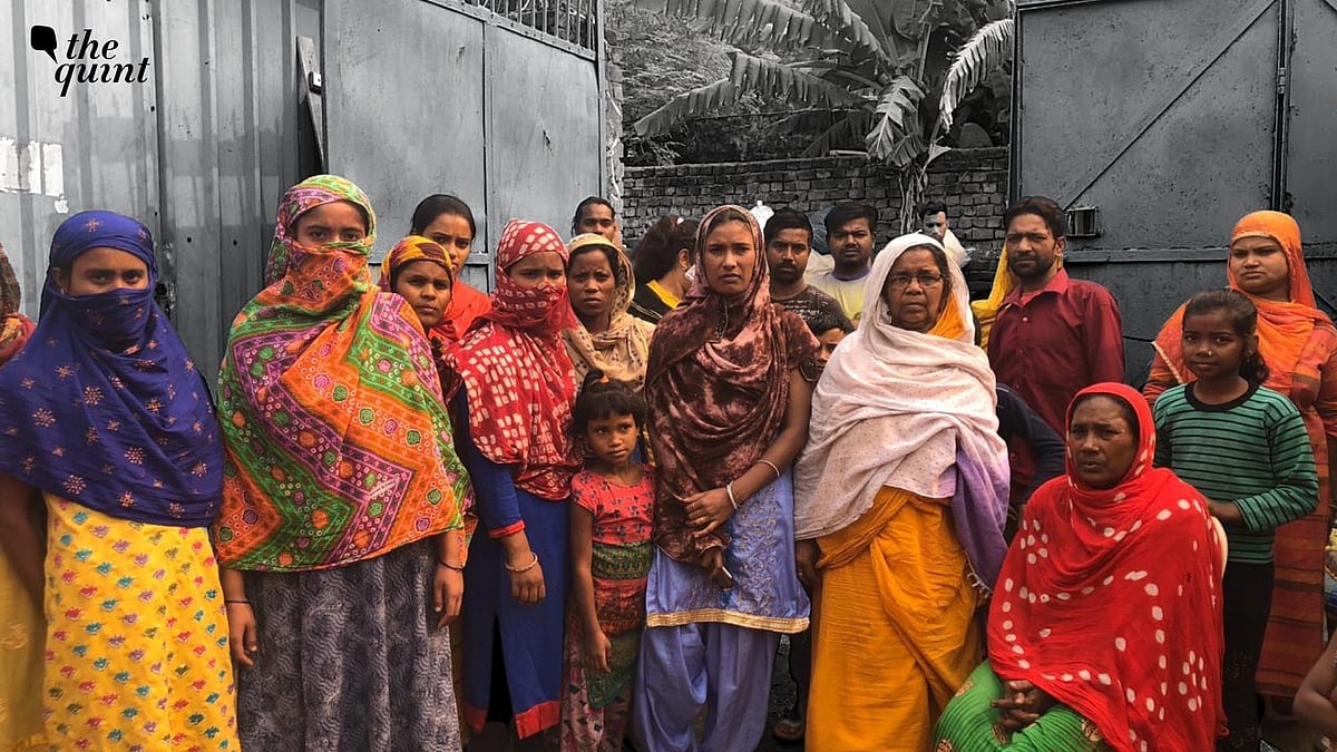 <div class="paragraphs"><p>The slum dwellers of Budh Vihar claim that the Delhi Police called them Bangladeshis and beat them up on the night of 2 November.</p></div>