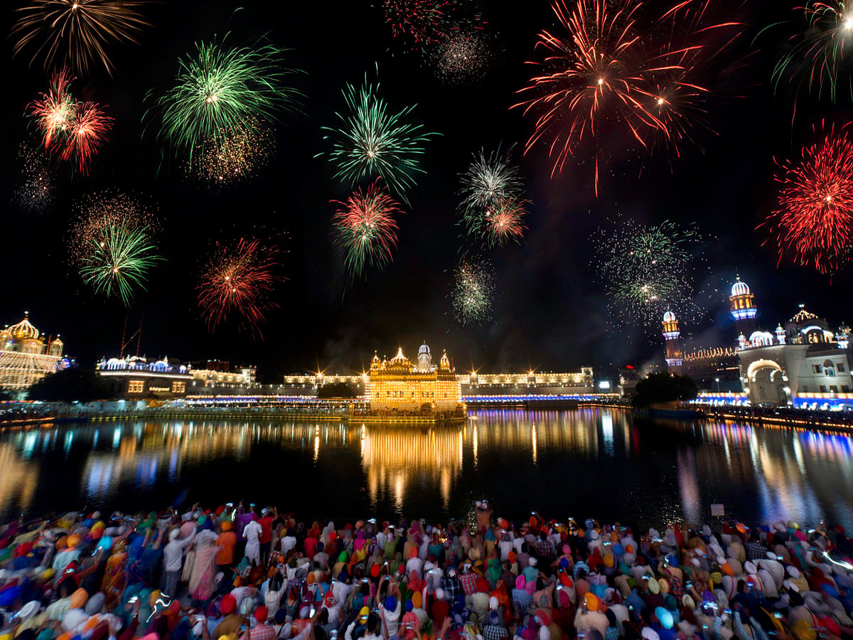 <div class="paragraphs"><p>Guru Nanak Jayanti: Here are some wishes, images, quotes and messages on the occasion of Gurpurab.</p></div>