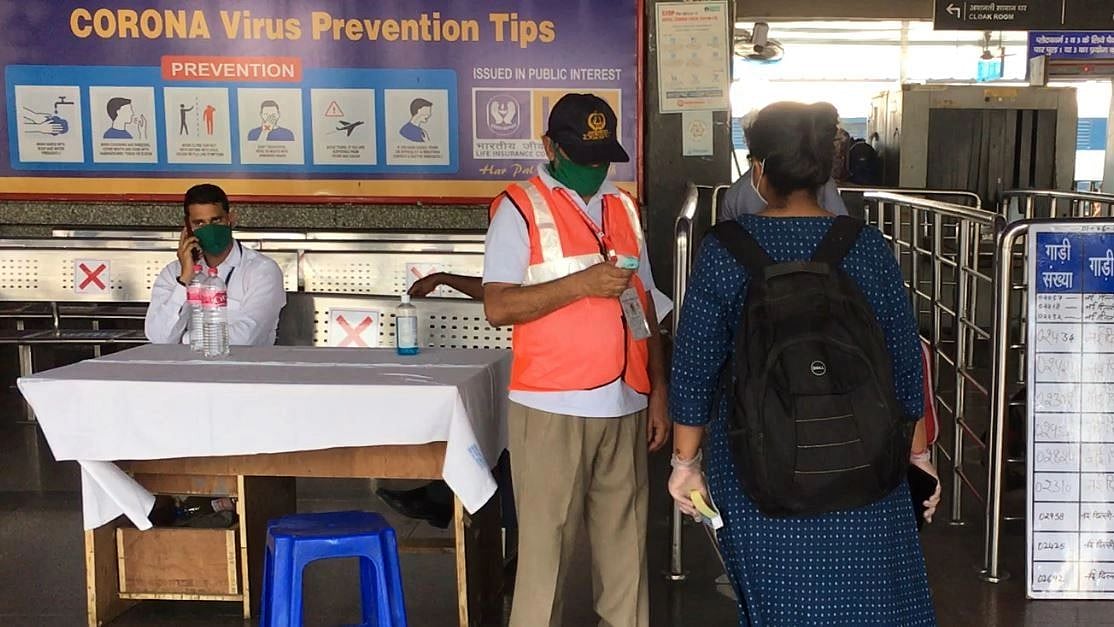 <div class="paragraphs"><p>Thermal screening at New Delhi Railway Station. Image used for representation.</p></div>