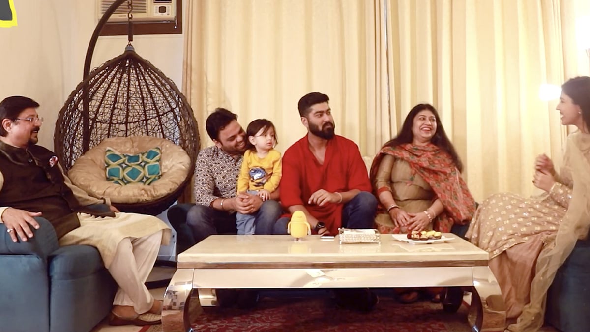 <div class="paragraphs"><p>Srijan Kapila with his family</p></div>