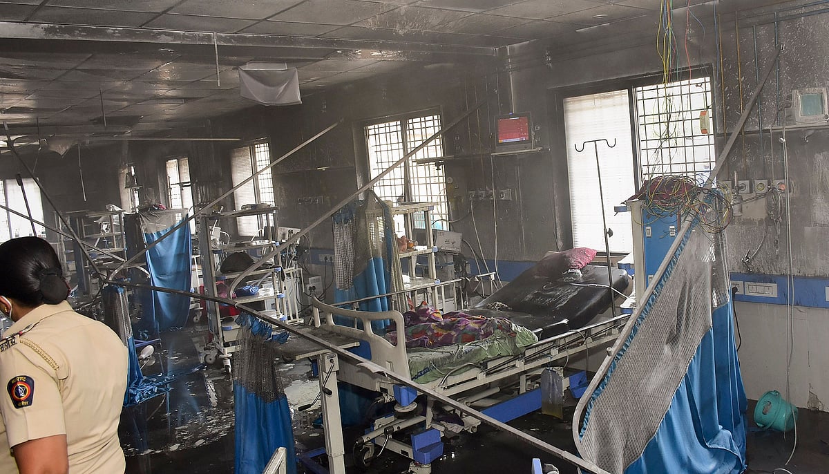 <div class="paragraphs"><p>At least 10 people were killed in the fire in Ahmednagar hospital. </p></div>