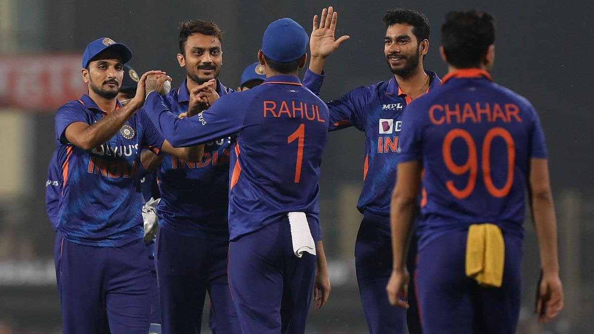 <div class="paragraphs"><p>IND v NZ: With series in pocket, India may test reserve players in Kolkata dead rubber.<br></p></div>