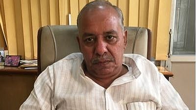 <div class="paragraphs"><p>The Samajwadi Party on Friday, 31 December, claimed that Income Tax raids are being conducted at the residence of party MLC Pushpraj 'Pammi' Jain, at the behest of the BJP-led central government.</p></div>