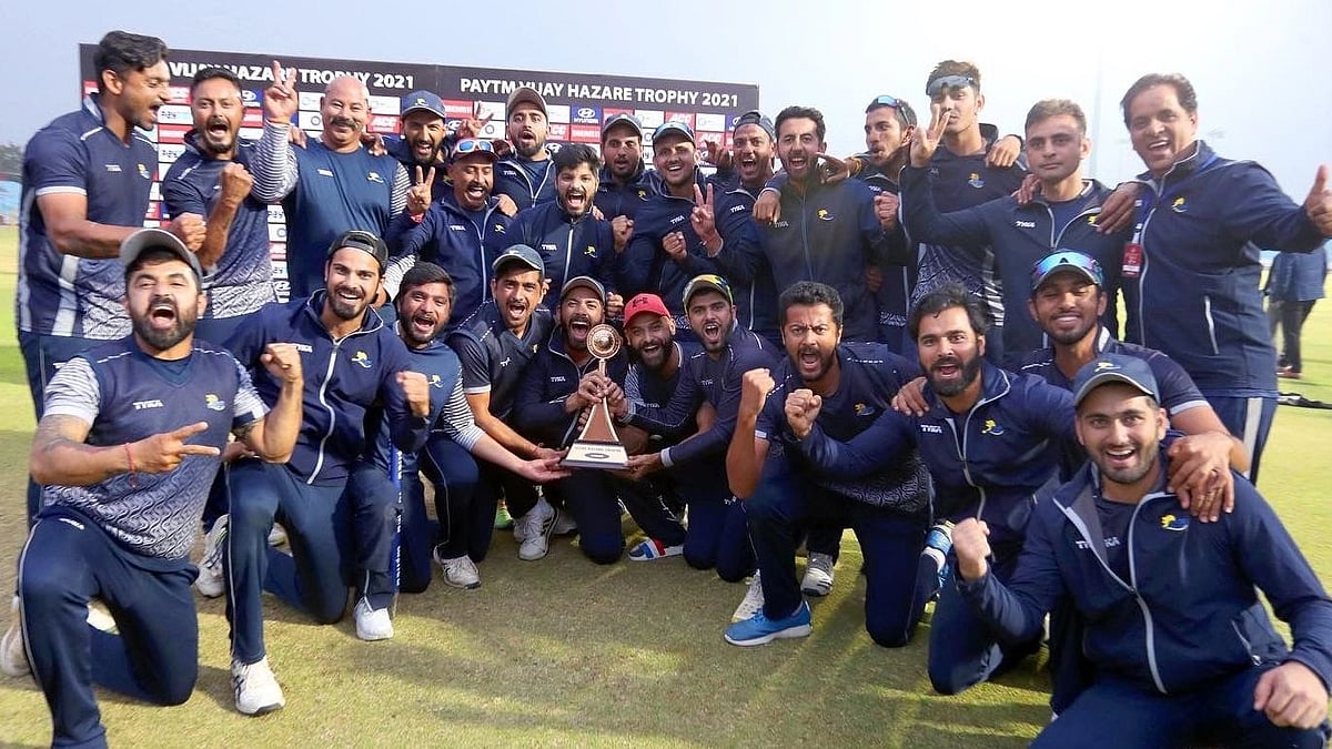 <div class="paragraphs"><p>Himachal Pradesh won their maiden Vijay Hazare title.</p></div>