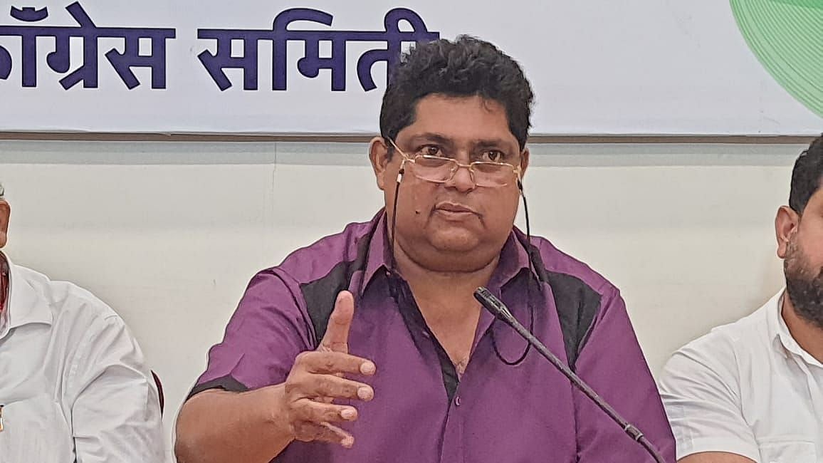 <div class="paragraphs"><p>In another among a series of departures from the Goa Congress, Working President of the party's Goa unit Aleixo Reginaldo Lourenco quit the party on Monday, 20 December.</p></div>