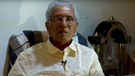 <div class="paragraphs"><p>Filmmaker KS Sethumadhavan has passed away.</p></div>
