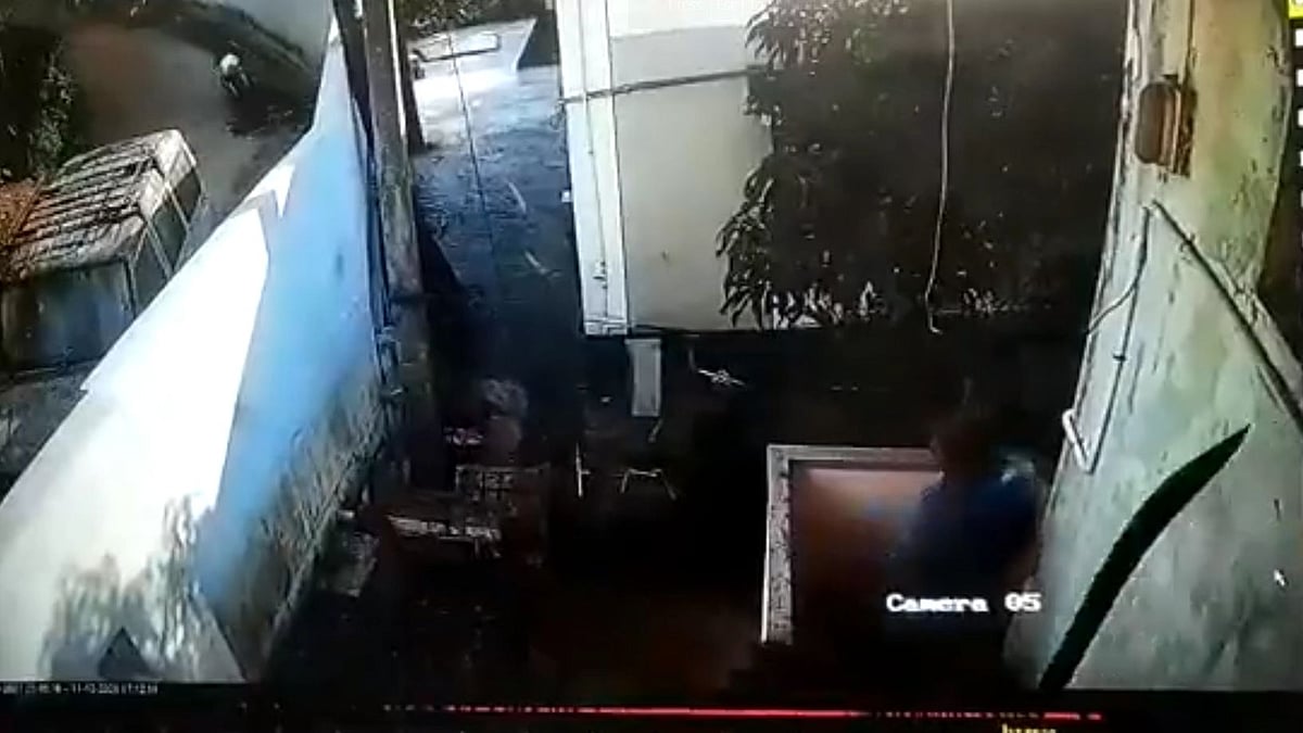 <div class="paragraphs"><p>CCTV Footage of the incident</p></div>