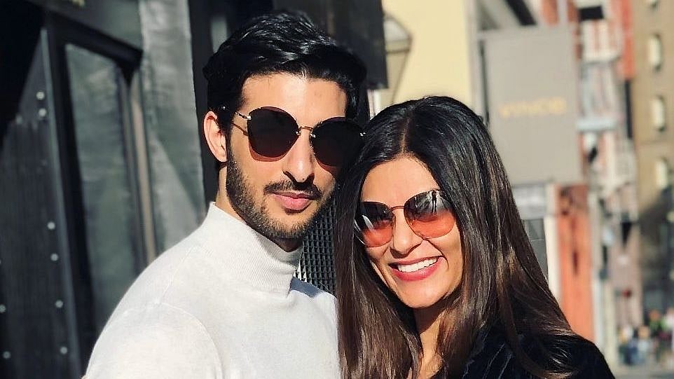 <div class="paragraphs"><p>Sushmita Sen and Rohman Shawl.</p></div>