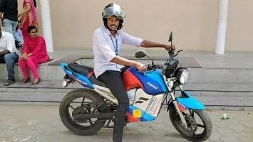 story-hero-img