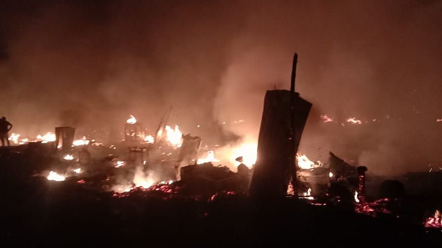 <div class="paragraphs"><p>Around 8 pm Wednesday, 15 December, a fire broke out at a Rohingya camp in Haryana's Nuh district, gutting over 30 shanties and displacing a hundred people.</p></div>