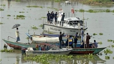 <div class="paragraphs"><p>File photo of rescuers retrieving bodies of victims following a boat accident in Savar on the outskirts of Dhaka, Bangladesh, 9 October 2021. Used for representation only.</p></div>