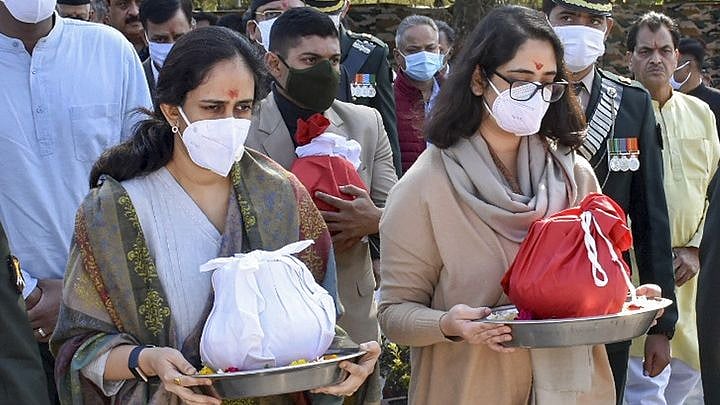 <div class="paragraphs"><p>A day after late Chief of Defence Staff General Bipin Rawat and his wife, Madhulika, were cremated in Delhi Cantonment's Brar Square, the ashes of the deceased were immersed at Haridwar by their daughters on Saturday, 11 December.</p></div>