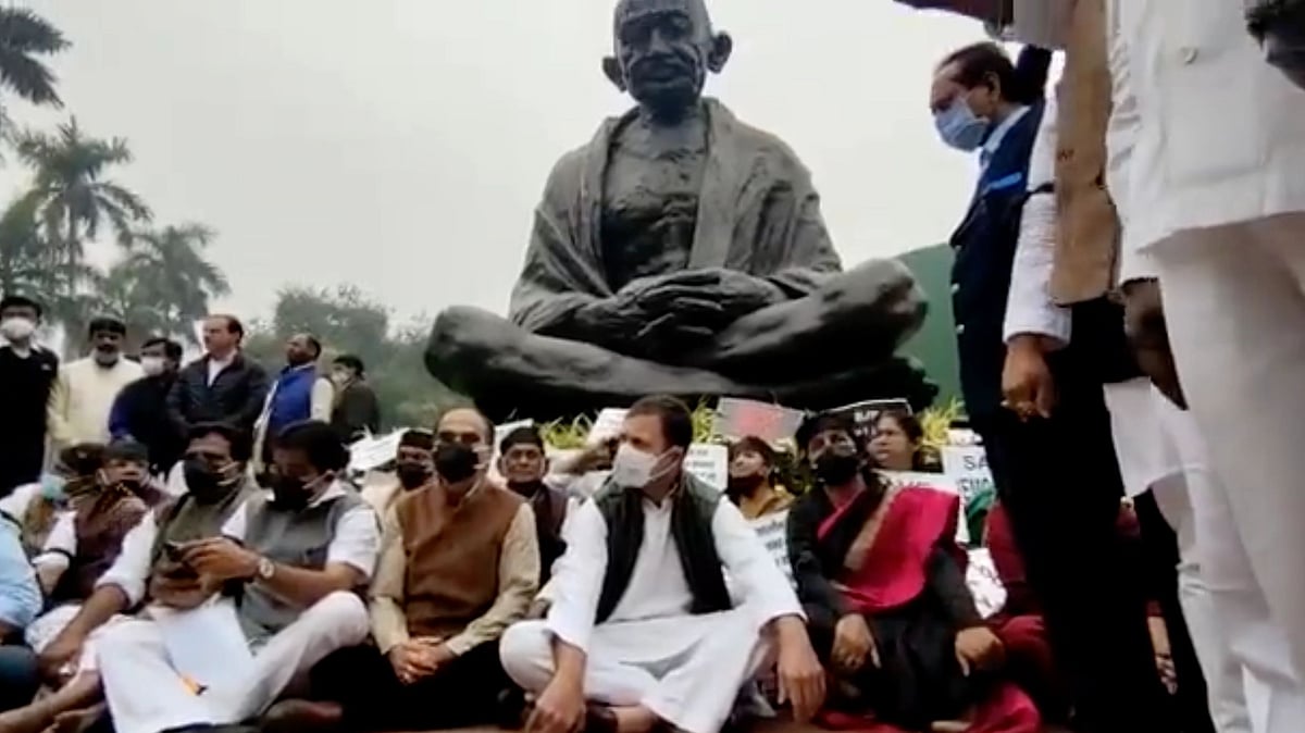 <div class="paragraphs"><p>Opposition leaders, including Congress MP Rahul Gandhi staged a protest against the suspension notice issued against 12 MPs for the third consecutive day on Thursday, 2 December.</p></div>