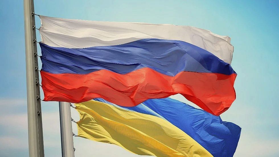 <div class="paragraphs"><p>Moscow has reportedly amassed troops along the Ukrainian border.</p></div>