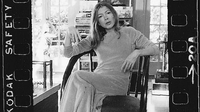 <div class="paragraphs"><p>Revered American writer and 'new journalist' Joan Didion, who blurred the boundaries between the personal and the political, passed away at her home in Manhattan, New York on Thursday, 23 December. She was 87.</p></div>