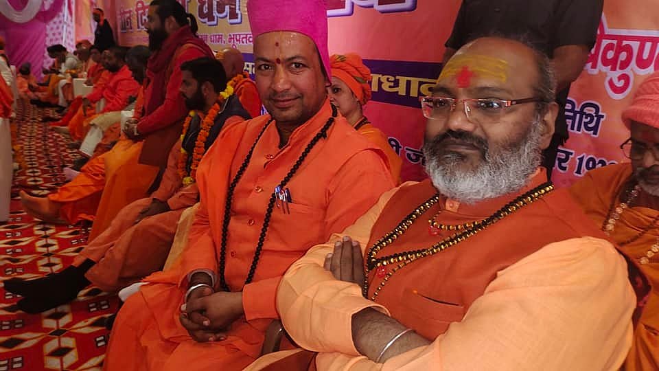 <div class="paragraphs"><p>Two more persons have been booked in the Haridwar Dharam Sansad hate speech case, the police said on Saturday, 25 December.</p></div>