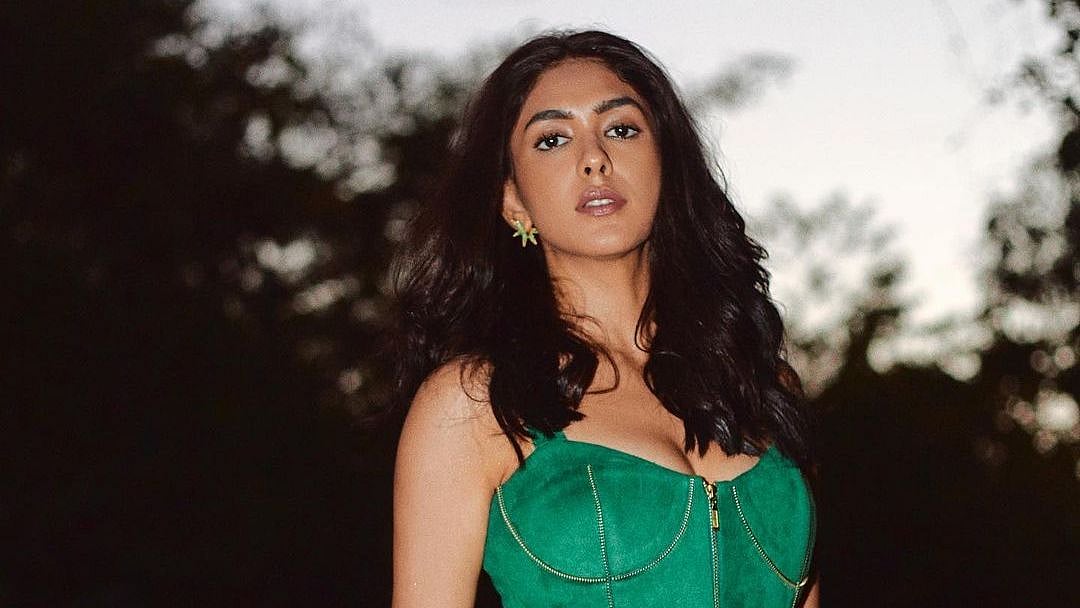 <div class="paragraphs"><p>Actor Mrunal Thakur talks about her days as a newcomer.</p></div>