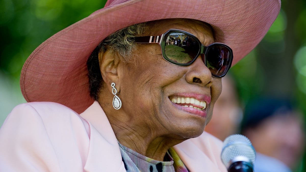 <div class="paragraphs"><p>Maya Angelou.</p></div>