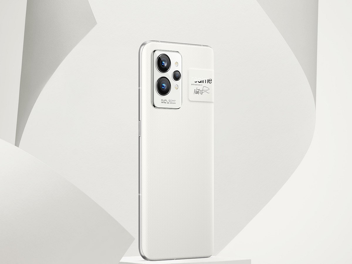 <div class="paragraphs"><p>Realme GT 2 Launch Today</p></div>