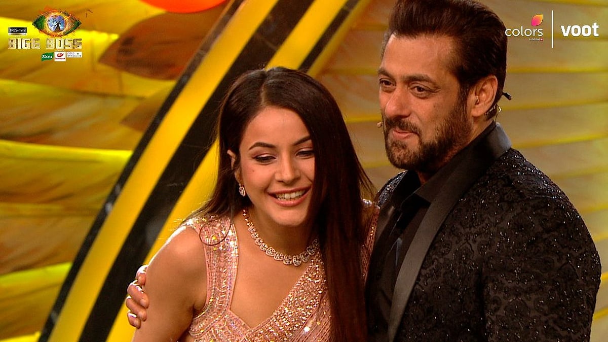 <div class="paragraphs"><p>Salman Khan with Shehnaaz Gill during the <em>Bigg Boss 15</em> finale episode.</p></div>