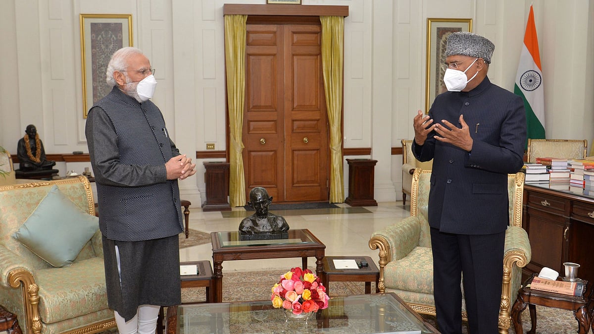 <div class="paragraphs"><p>Prime Minister Narendra Modi has heaped praise on Ram Nath Kovind, saying he set the highest standards of principles, probity, performance, sensitivity and service during his tenure as India's President.</p></div>