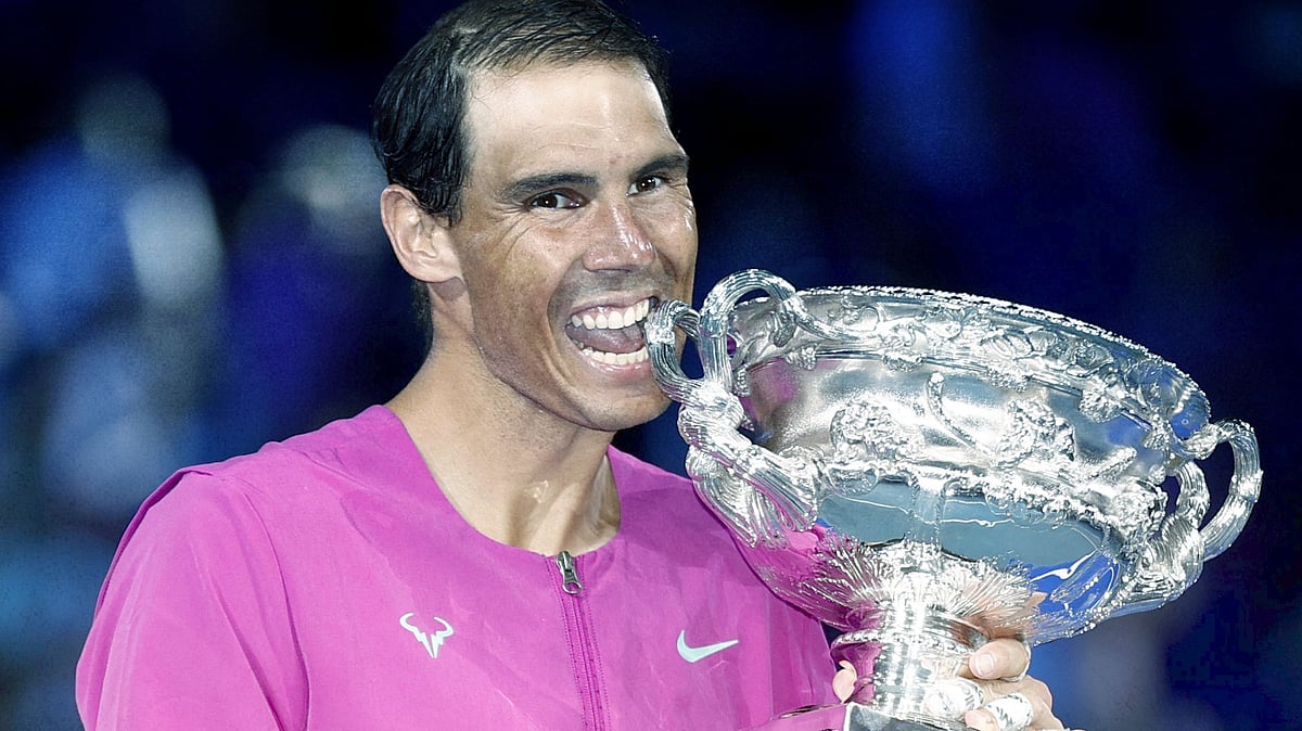 <div class="paragraphs"><p>Rafael Nadal has become the first male tennis player to win 21 Grand Slam titles.</p></div>