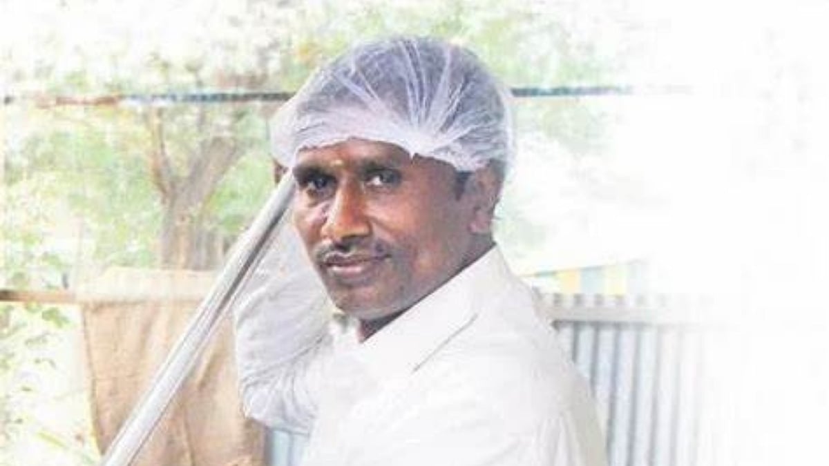 <div class="paragraphs"><p>B Murugan</p></div>