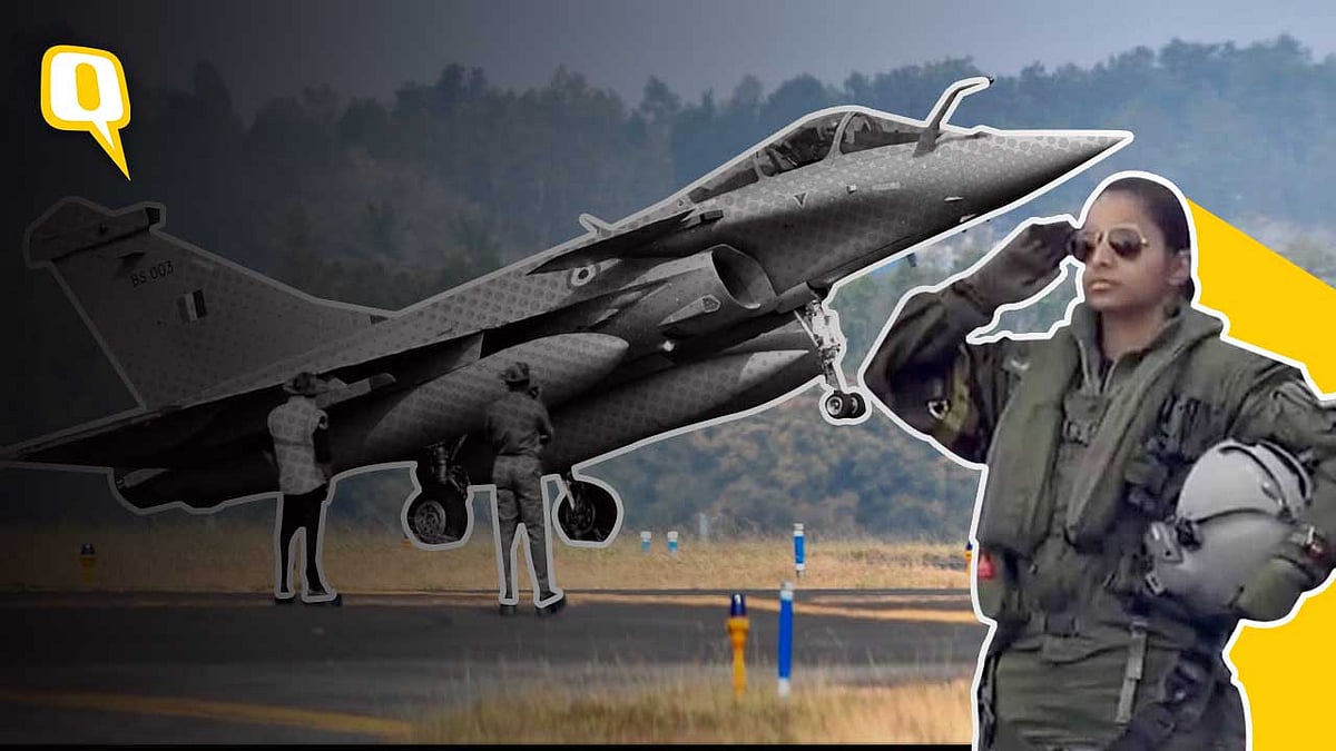 <div class="paragraphs"><p>Flight Lieutenant Shivangi Singh</p></div>