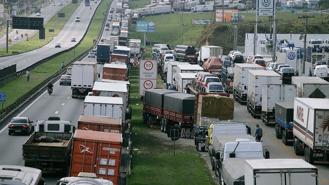 <div class="paragraphs"><p>Truckers in Canada have been raging in protest against the Trudeau government's vaccine mandate.&nbsp;</p></div>