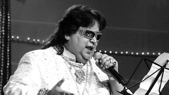 <div class="paragraphs"><p>Singer-composer Bappi Lahiri passes away.</p></div>