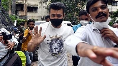 <div class="paragraphs"><p>There have been more arrests in the pornography films case in which Raj Kundra was arrested. </p></div>