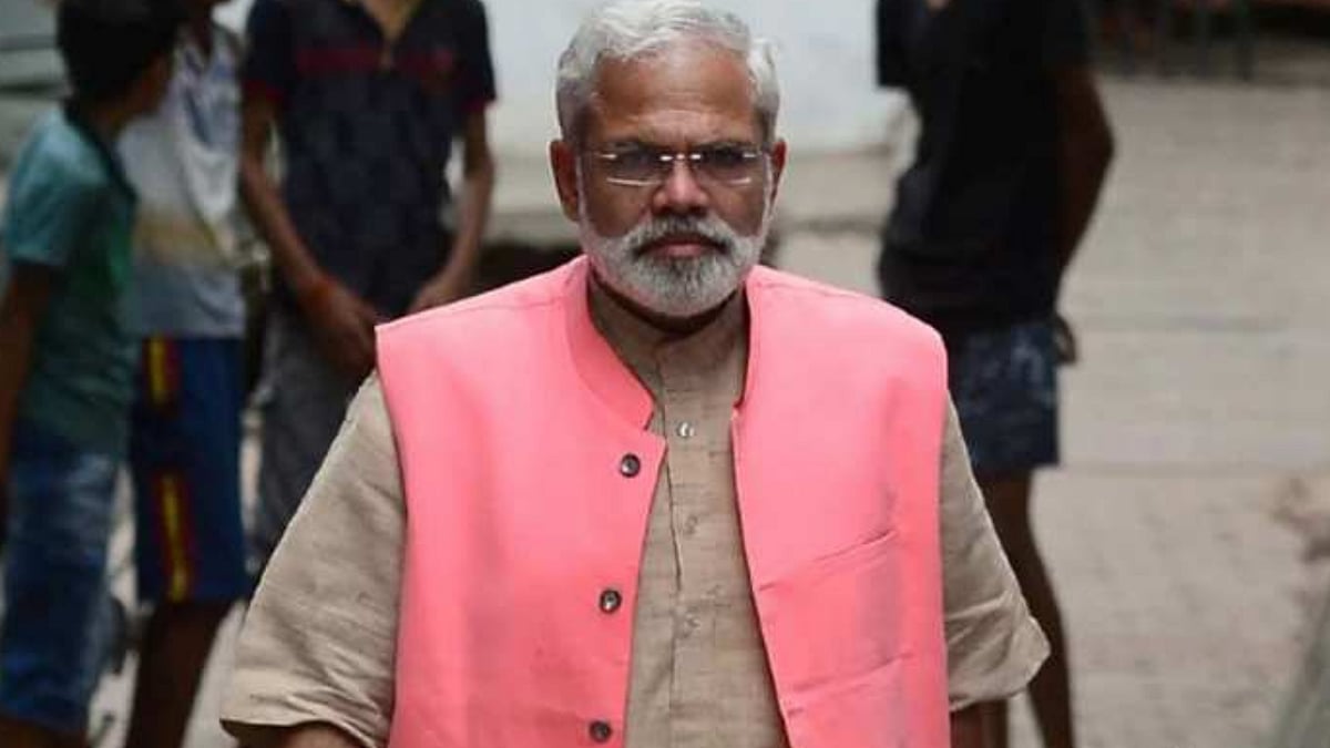 <div class="paragraphs"><p>Abhinandan Pathak, PM Modi's doppelganger.</p></div>