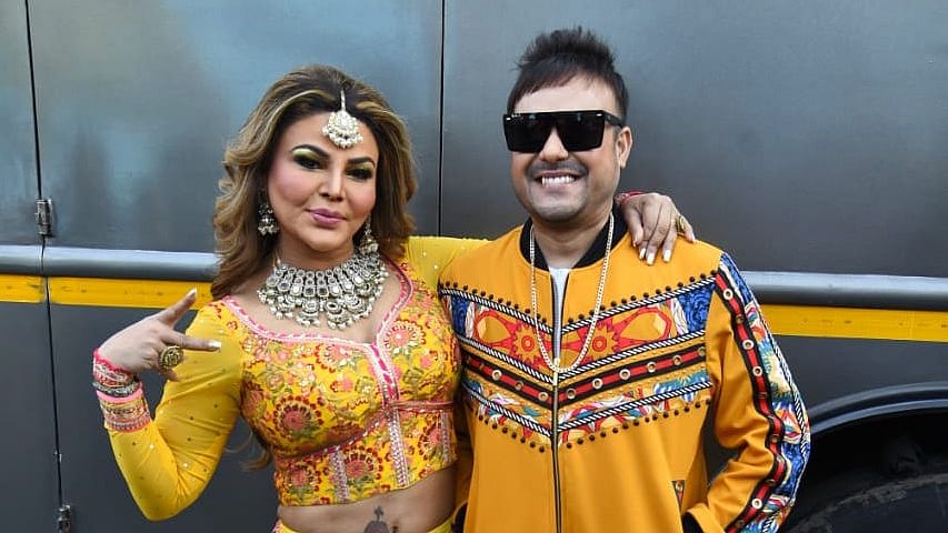 <div class="paragraphs"><p>Dancer-actor Rakhi Sawant with Ritesh.</p></div>