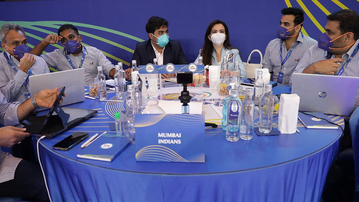 <div class="paragraphs"><p>IPL 2022 Auction: Mumbai Indians at the auction table </p></div>