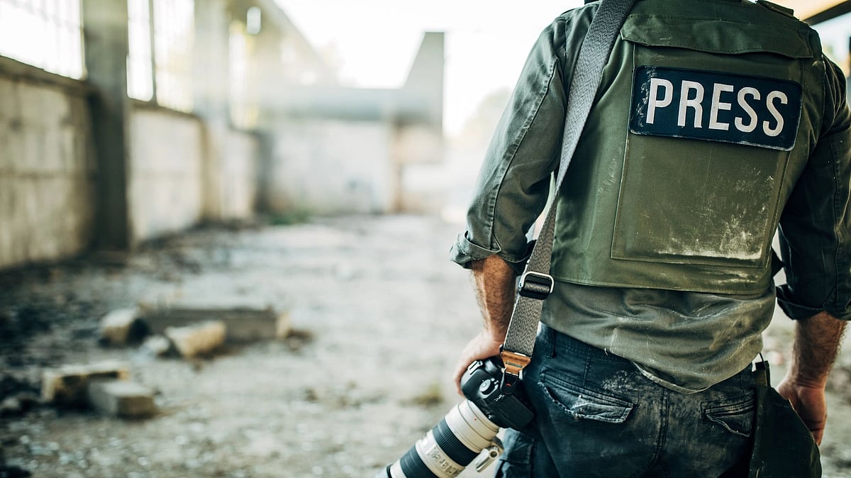 <div class="paragraphs"><p>PTSD, burnout, depression, and anxiety are all common in journalists and other media professionals.</p></div>